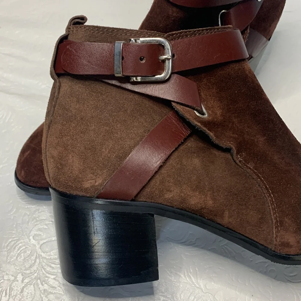 Charles David Gianni Suede Booties in Merlot‎